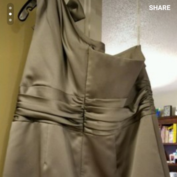 Bridesmaid's Dress - Picture 2 of 3